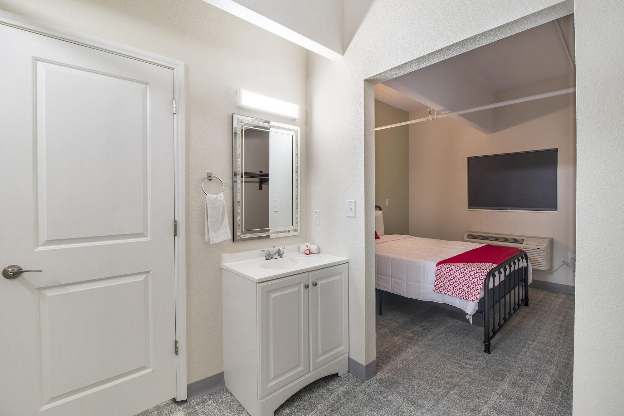 Oyo Hotel & Apartments Houston Galleria Zewnętrze zdjęcie